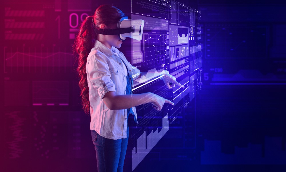 Enhancing Presentation Skills through Virtual Reality Training